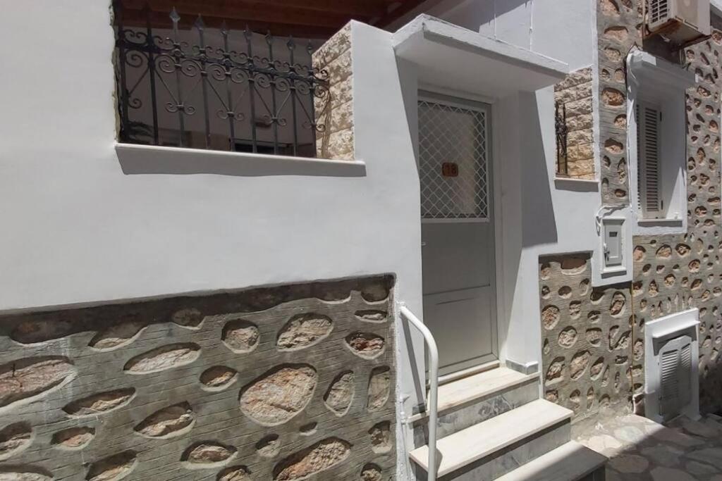 Syros Stone Yard House Villa Ermoupoli Exterior foto
